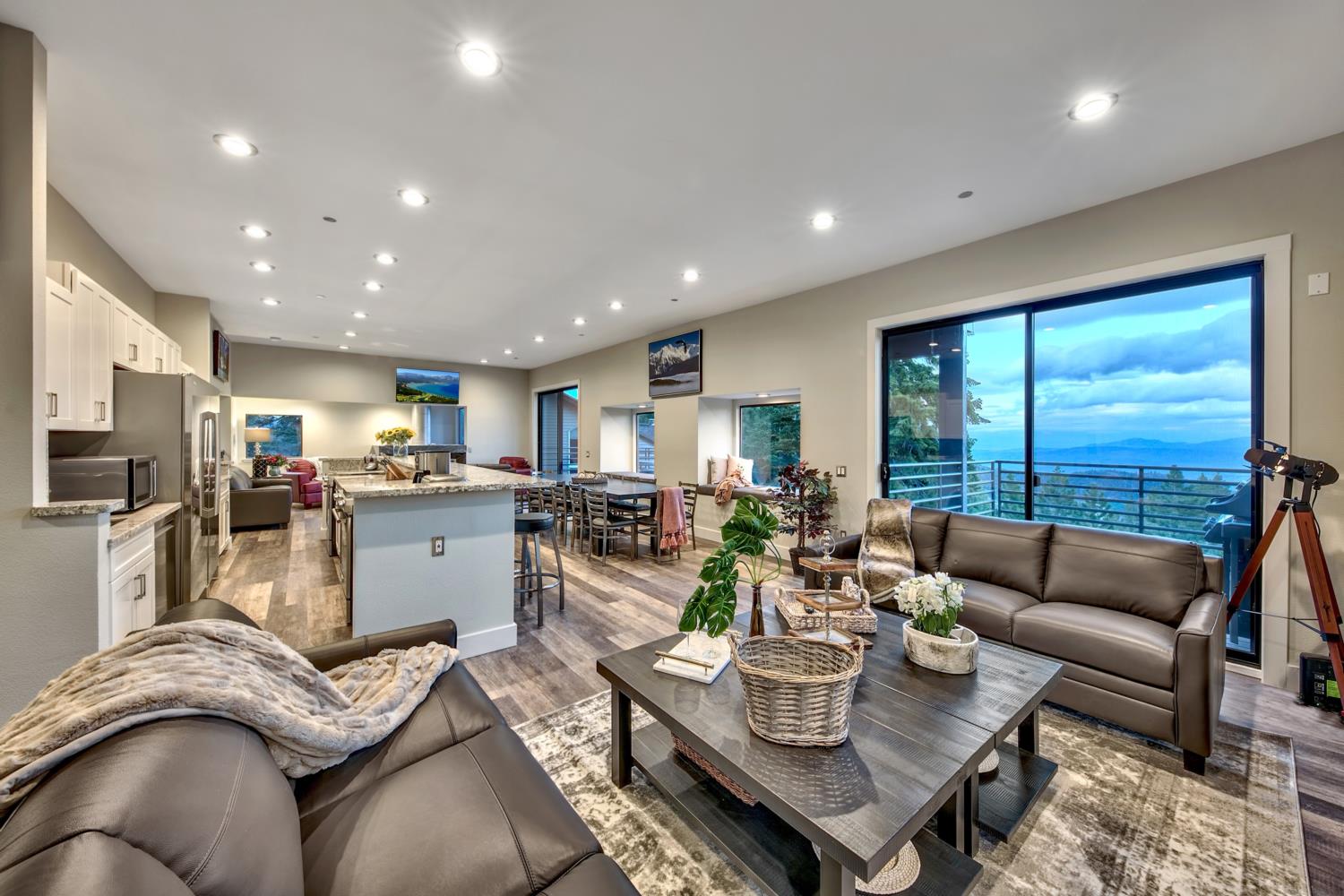 Sapphire House - Image 8